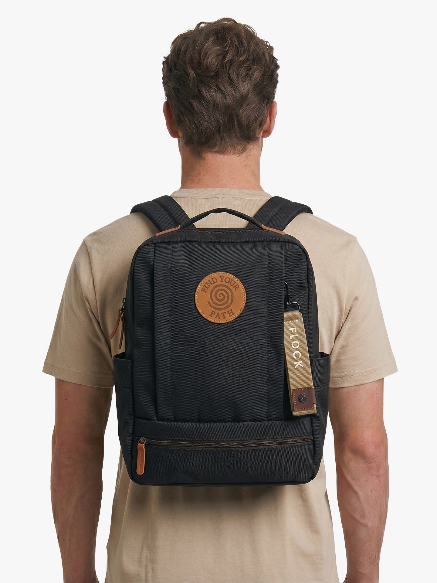 Explorer Classic Negro Modelo