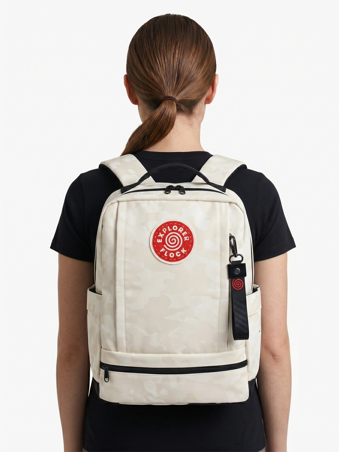 Morral Explorer Seal Beige Modelo Mujer