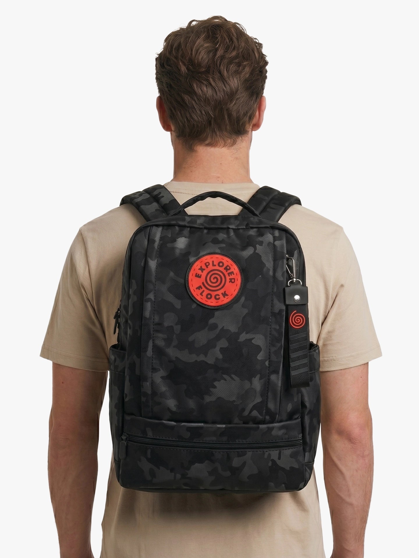 Morral Explorer Seal Negro Modelo