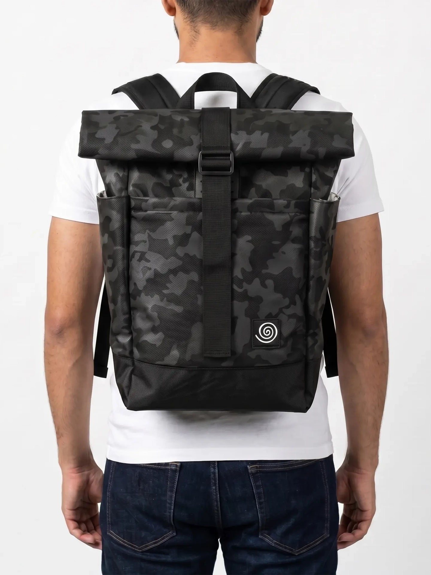Rolltop Lokari Camo Negro Modelo