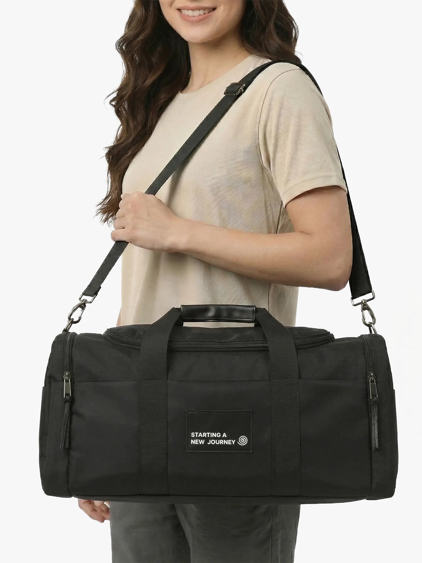 Viajera Venture Croma Negro Modelo Mujer